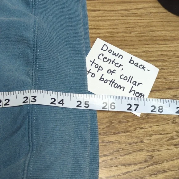 Disney ladies small NWT Hercules sweatshirt S - Picture 8 of 8